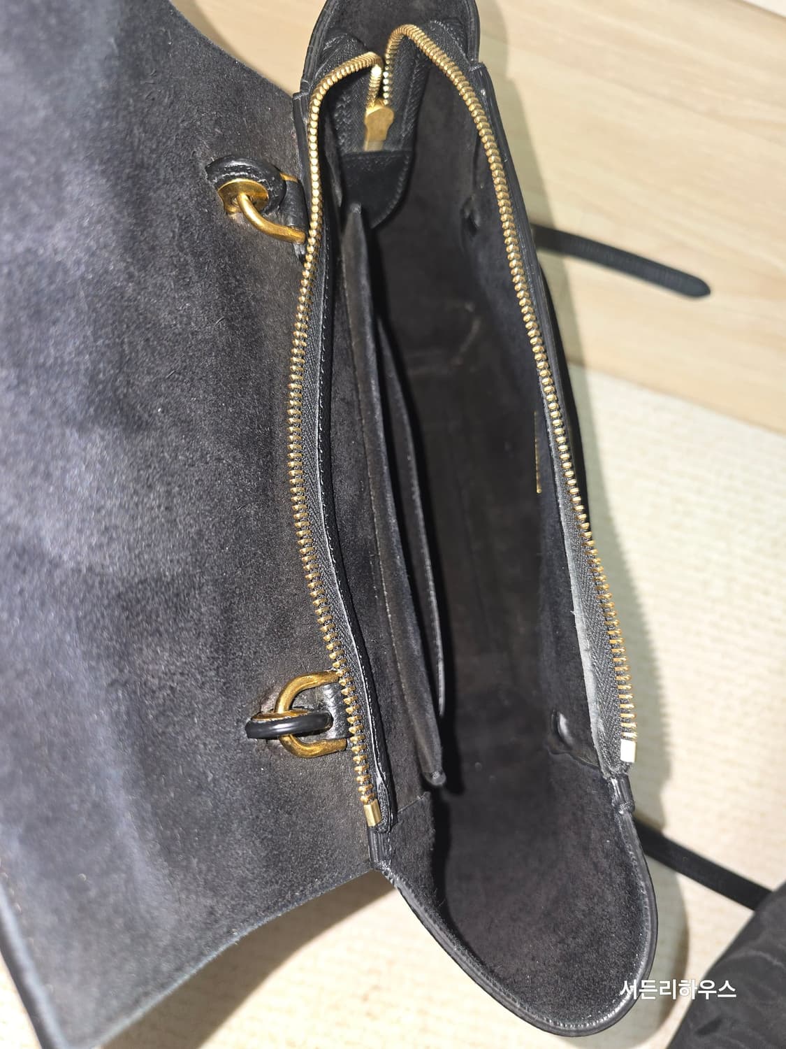 셀린느 벨트백 마이크로 블랙 상품이미지5