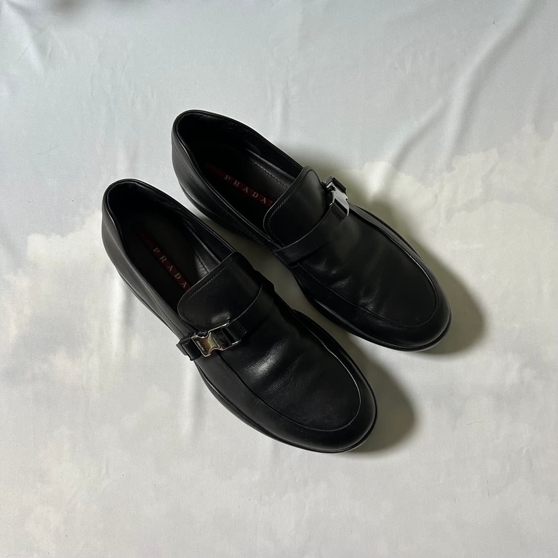 Prada sports buckle strap loafers 상품이미지2