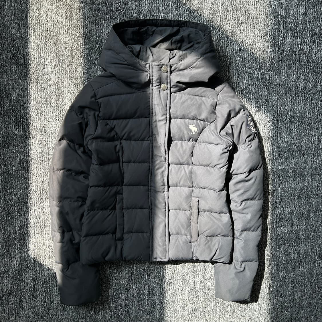아베크롬비 그레이 패치 로고 후드 패딩 상품이미지1