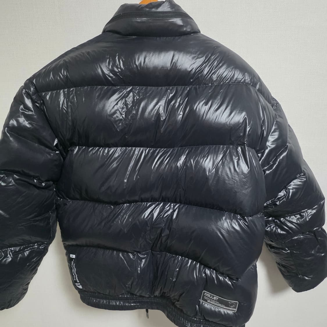 [M] LMC x 밀레 콜라보 광택 푸퍼 패딩 블랙 (1 상품이미지5