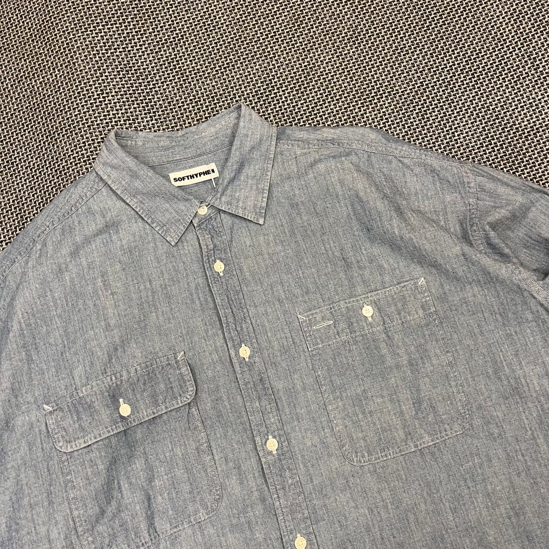 (새상품) SOFTHYPHEN 데님셔츠 (105) 상품이미지3