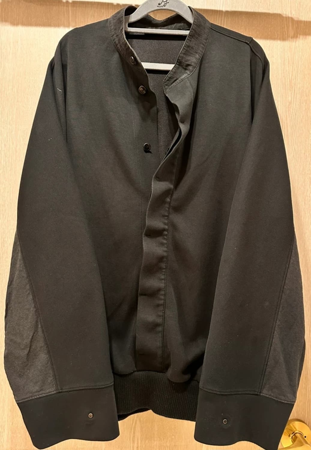 송지오 셔츠형 맨투맨 블랙 상품이미지2