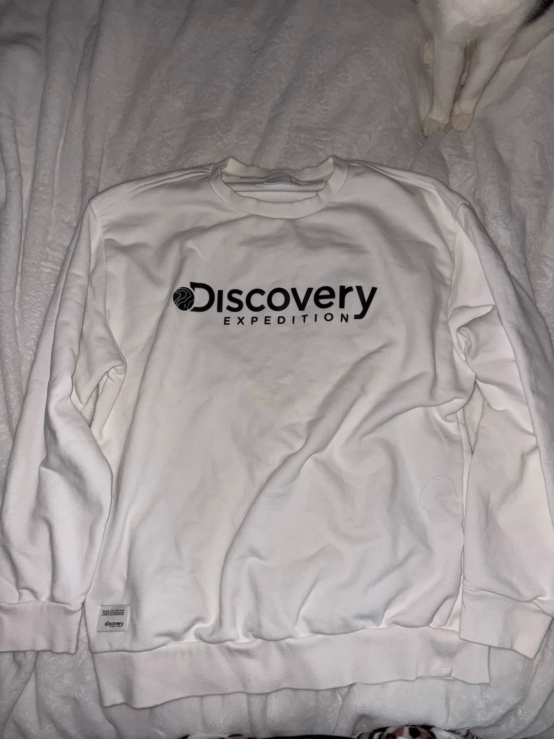 디스커버리 맨투맨 화이트 상품이미지1