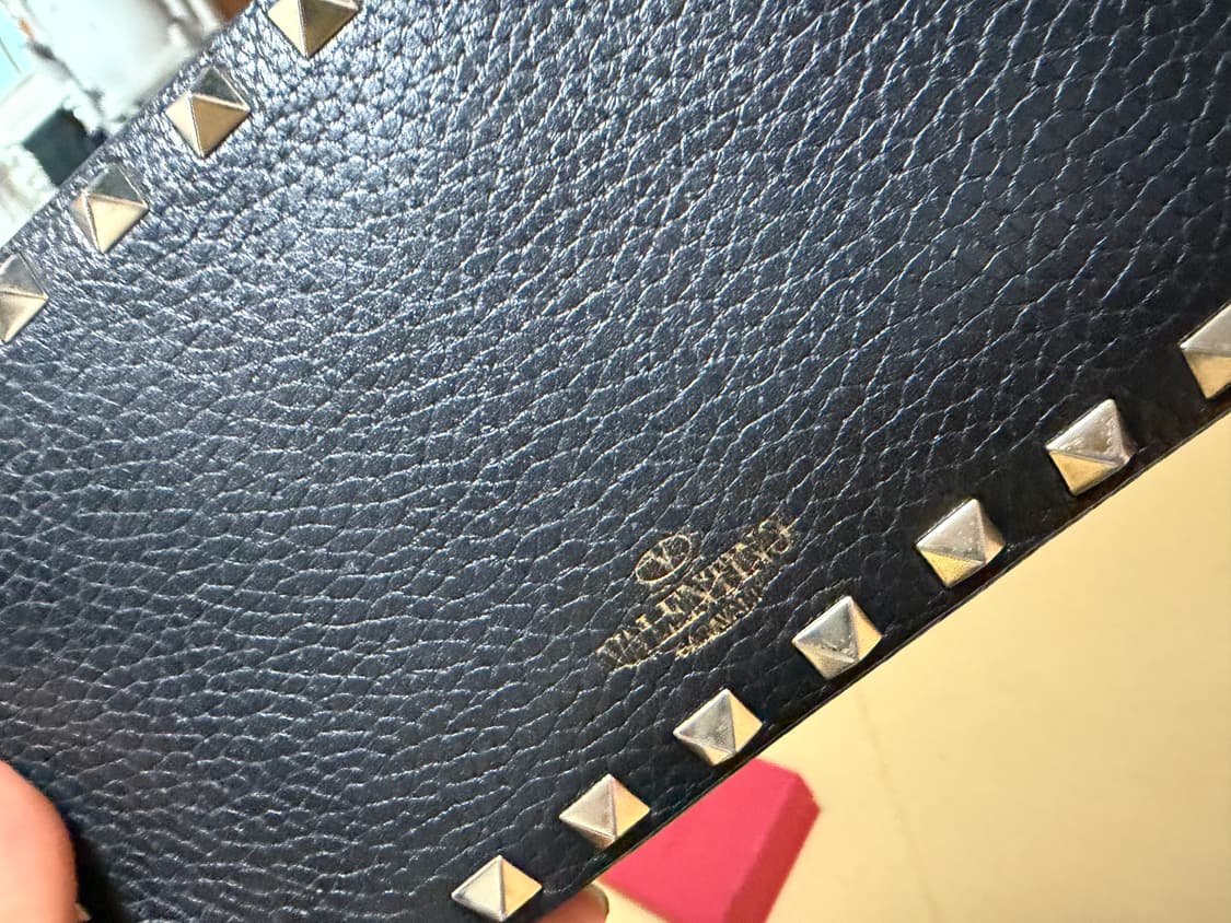 발렌티노 락스터드 크로스 체인백 상품이미지2