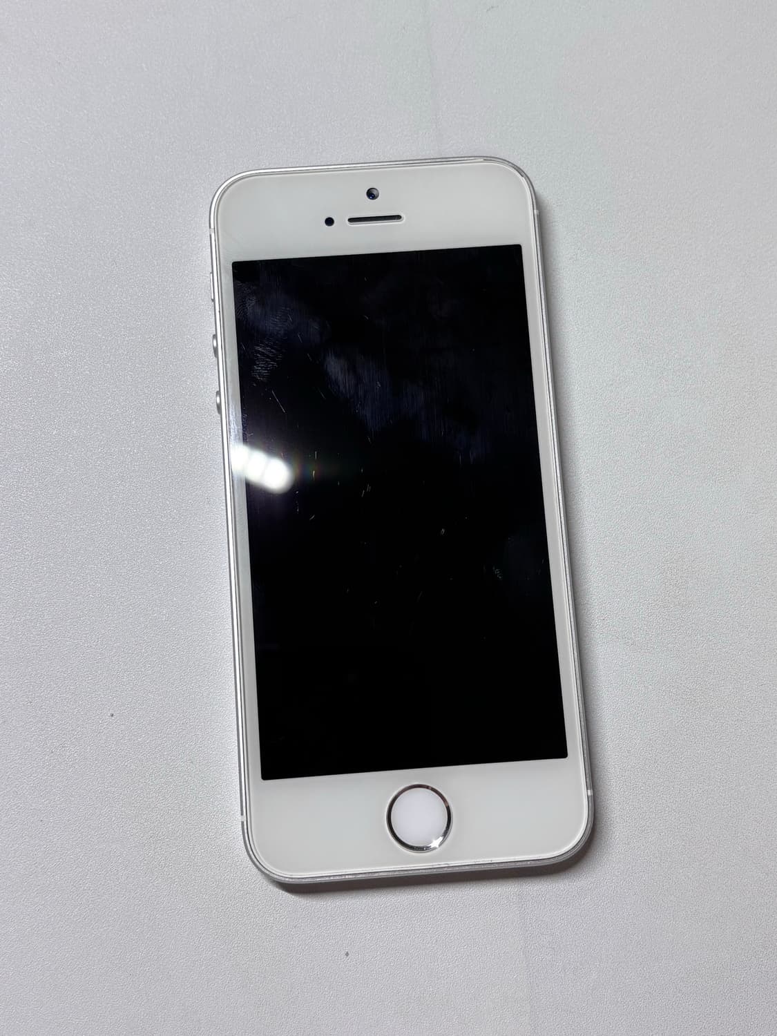 아이폰 Se1 실버 판매 무음 배터리 100% 상품이미지2