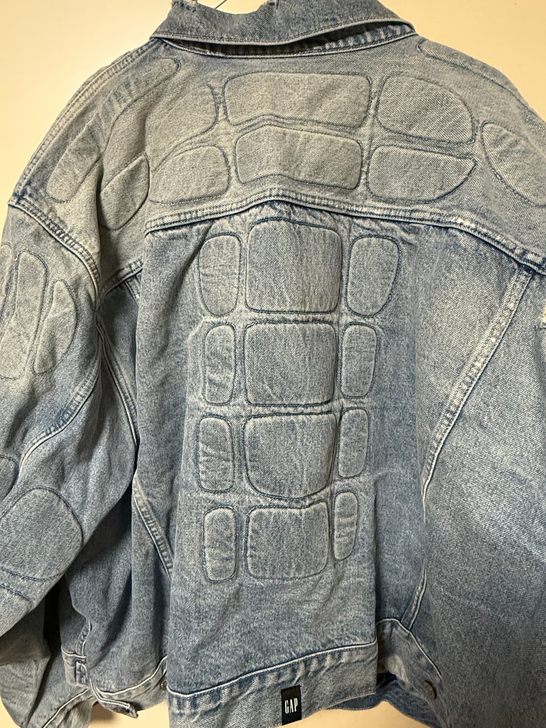 갭 이지 패디드 데님 자켓 상품이미지2