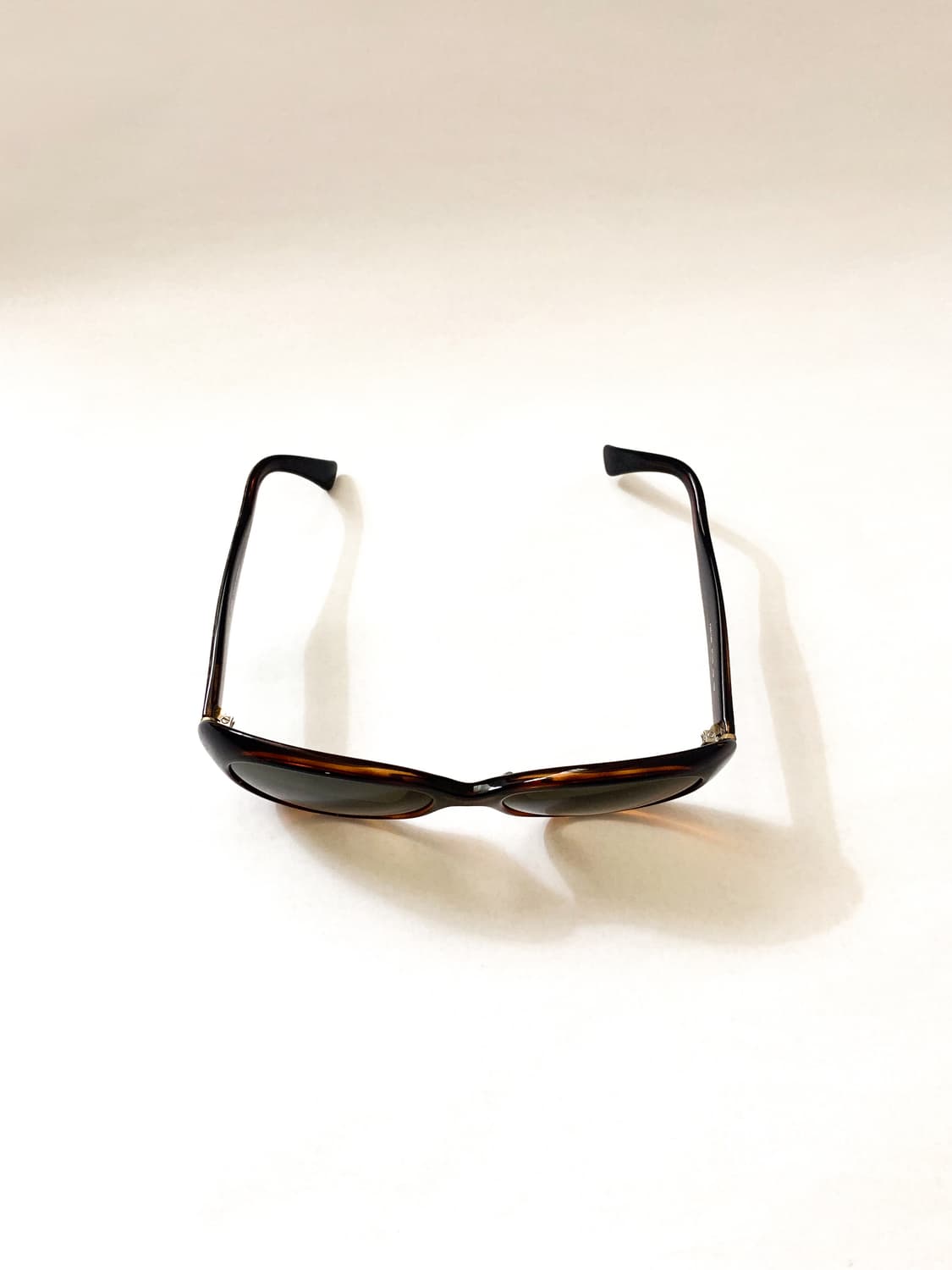 FENDI 펜디 주카 로고 패턴 선글라스 상품이미지3