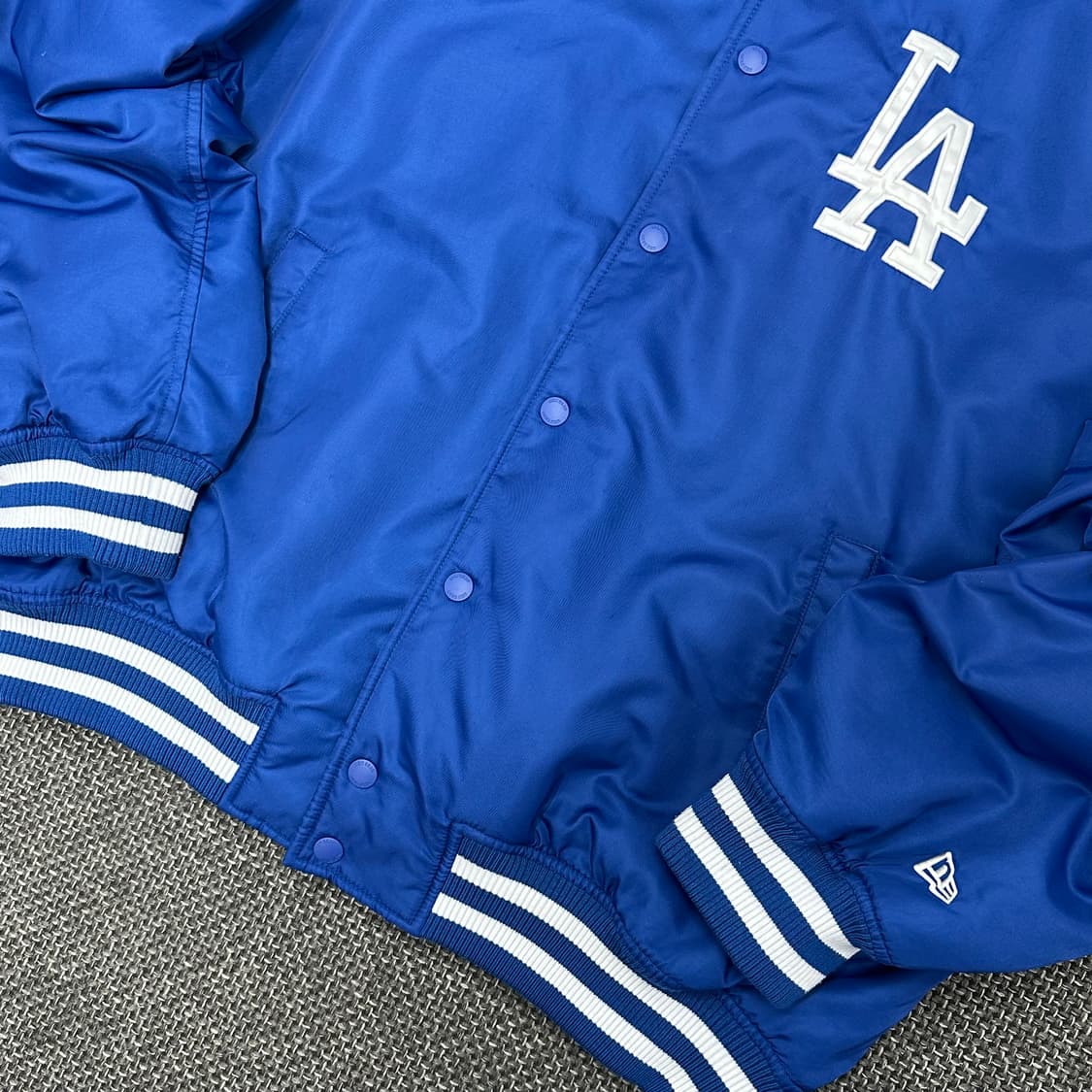 뉴에라 LA다저스 야구점퍼 바시티 2XL 상품이미지5