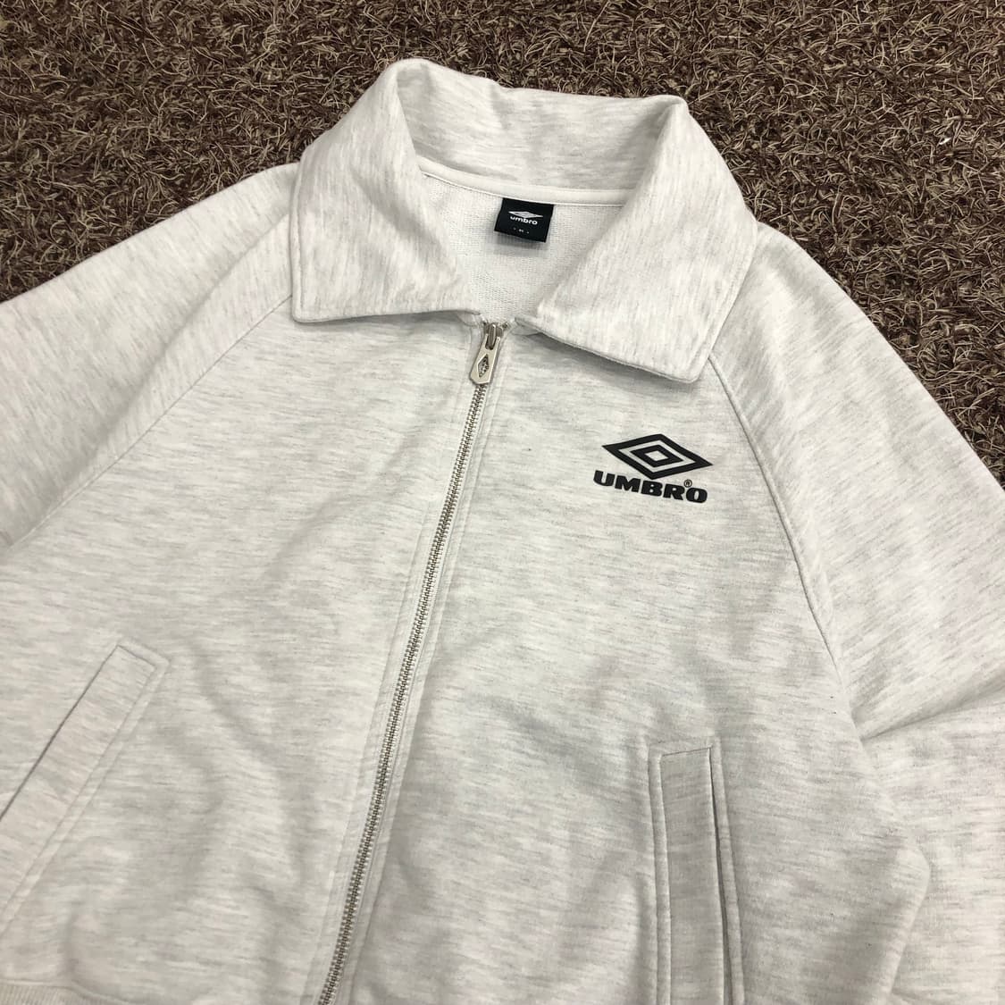 엄브로 빅로고 투웨이 스웻 집업 자켓 상품이미지2