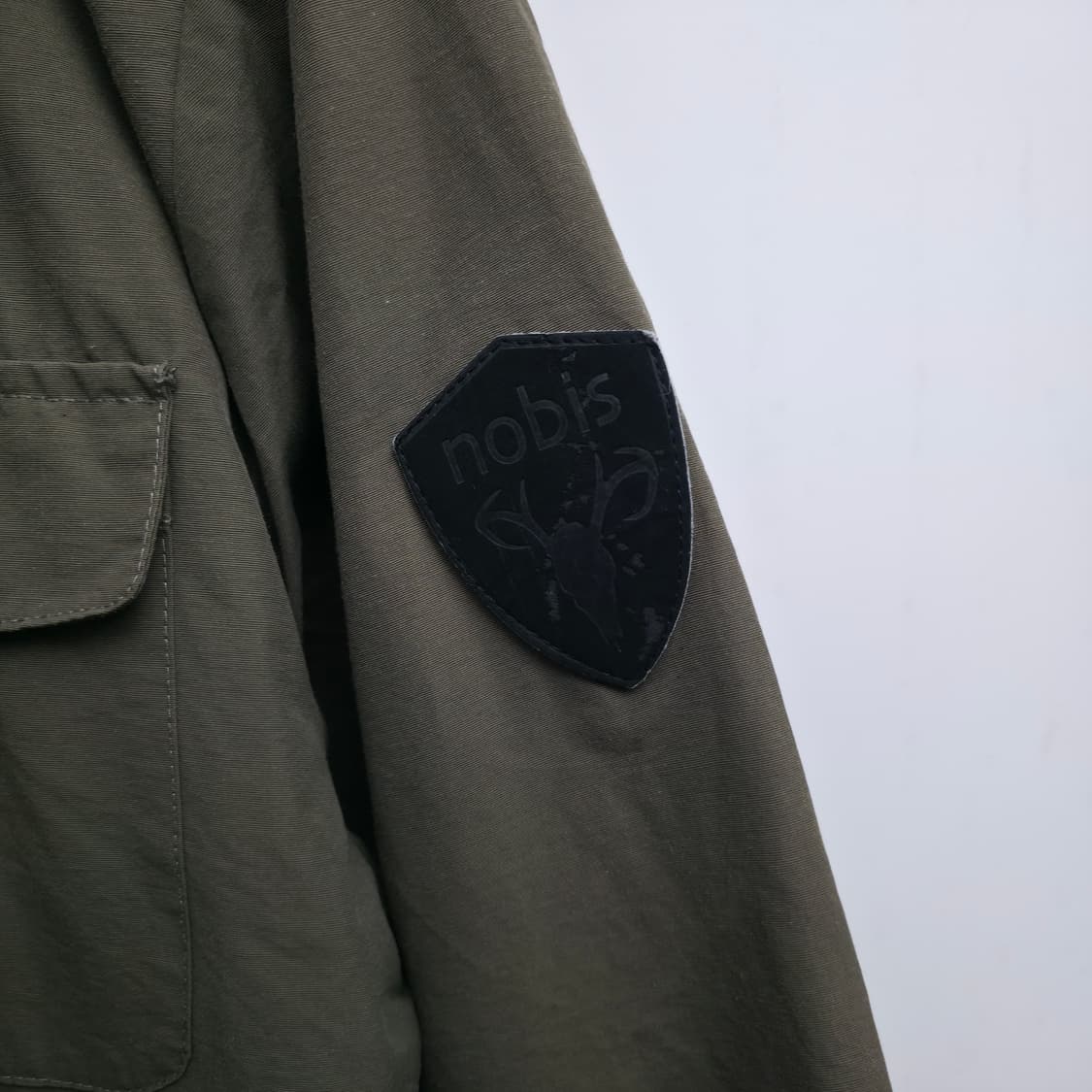 [L] nobis 노비스 카키 바람막이 상품이미지5