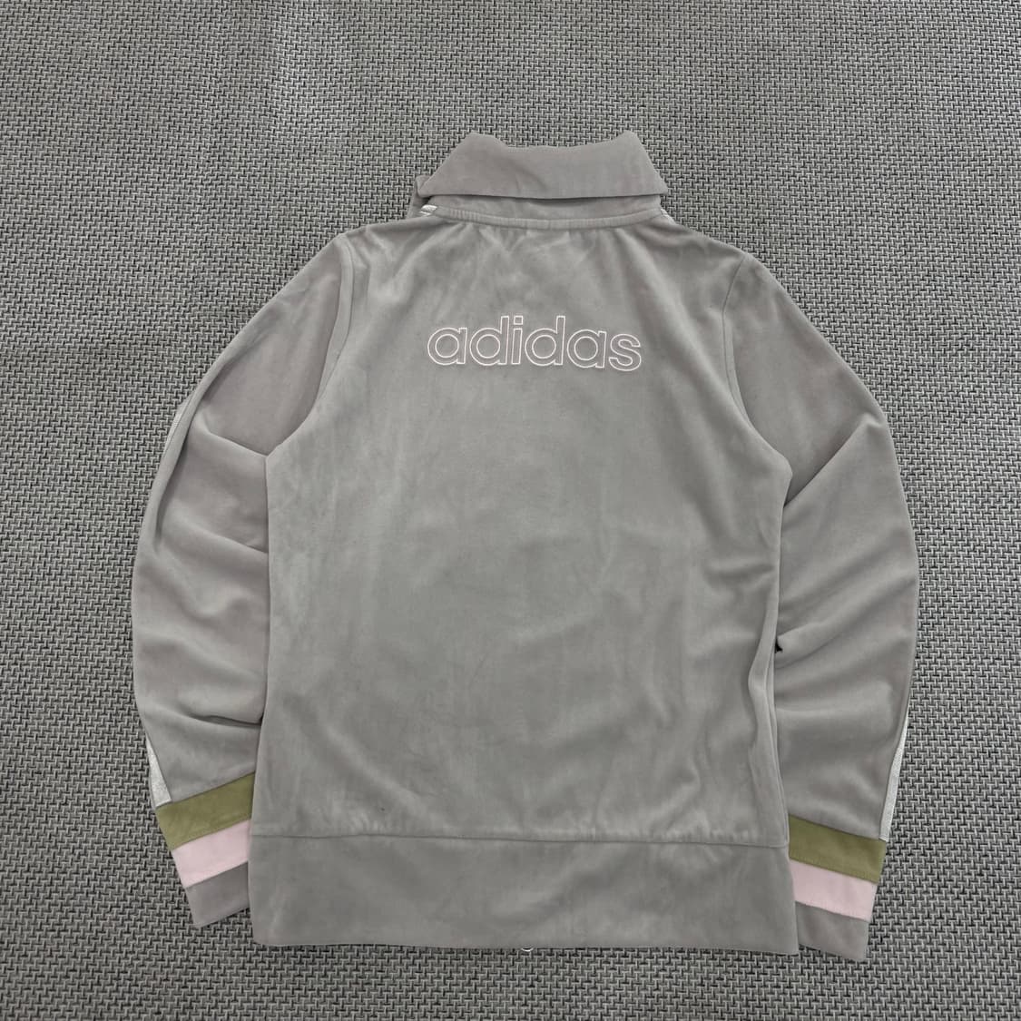 adidas Y2K무드 벨벳 여성 트랙탑  상품이미지1