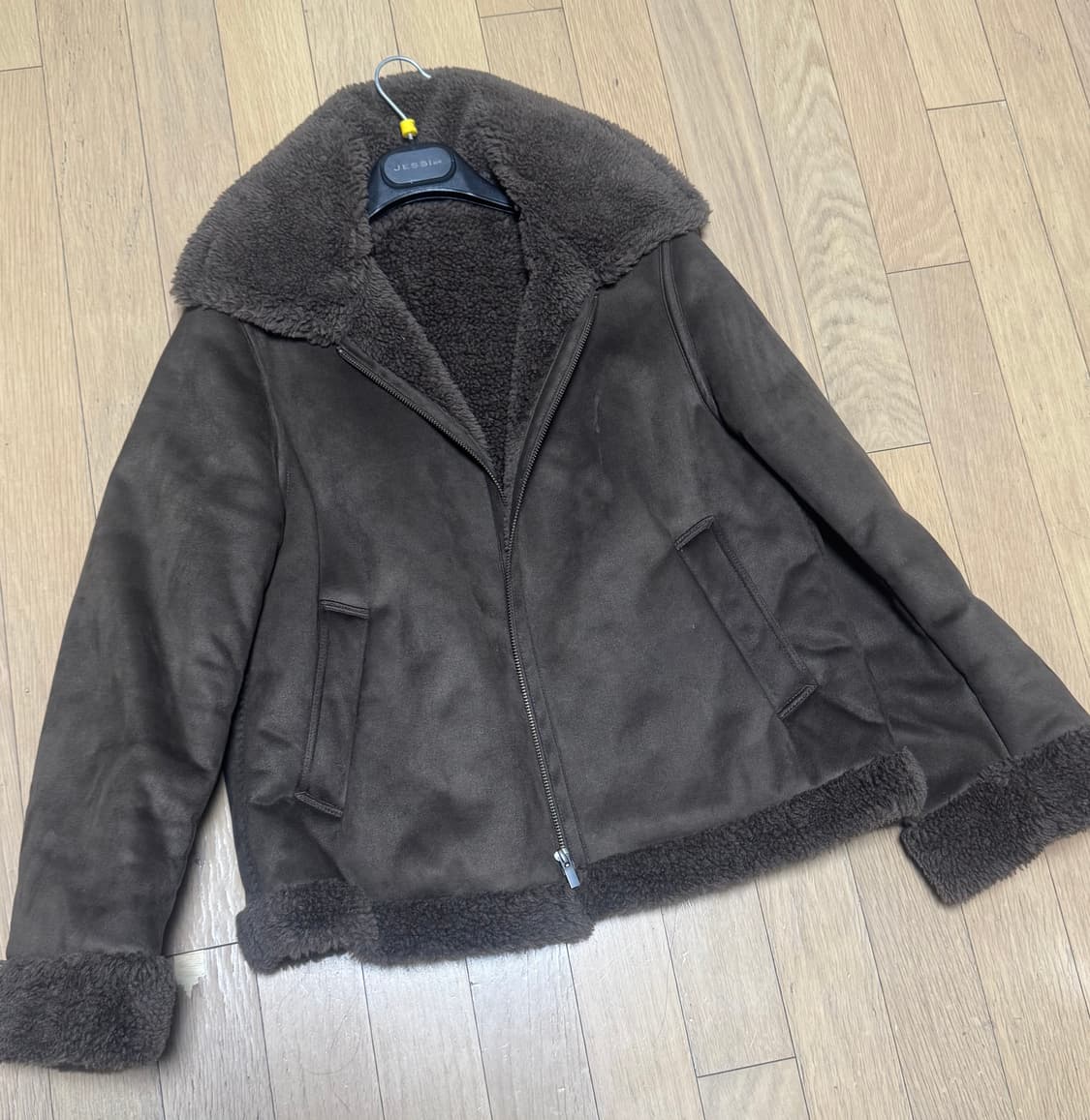 유니클로 무스탕 상품이미지2