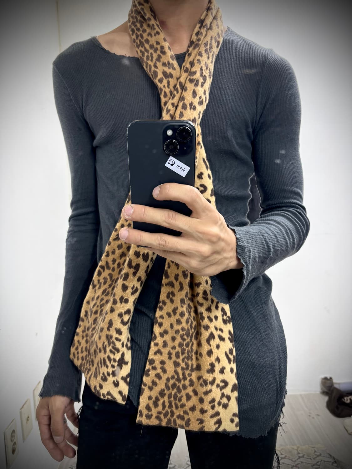 “Vintage” Leopard Scarf 상품이미지3