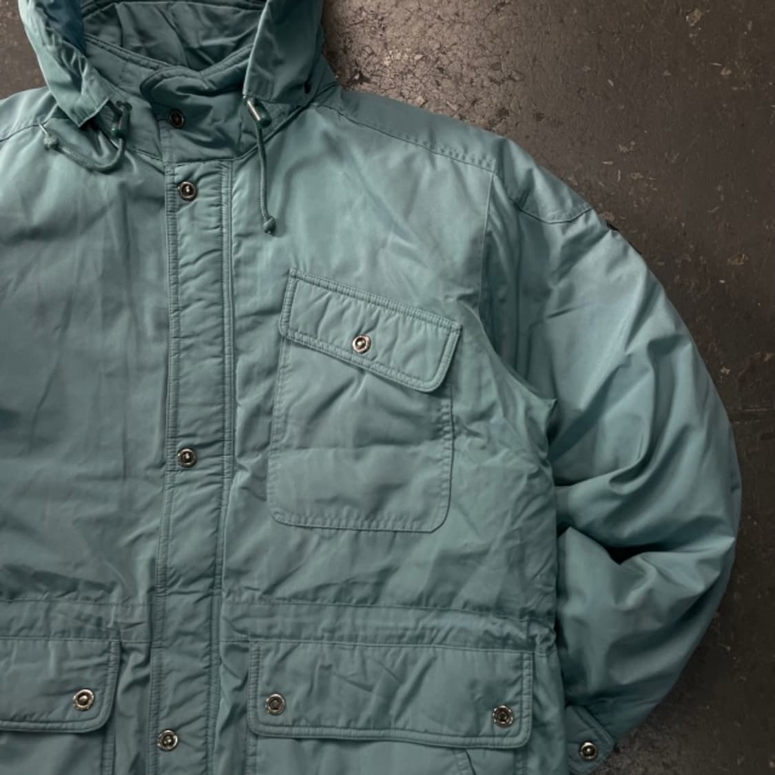 100 입생로랑 덕다운 패딩 상품이미지2