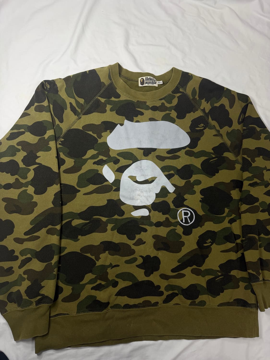 베이프 맨투맨 녹계 카모 빅헤드 상품이미지3