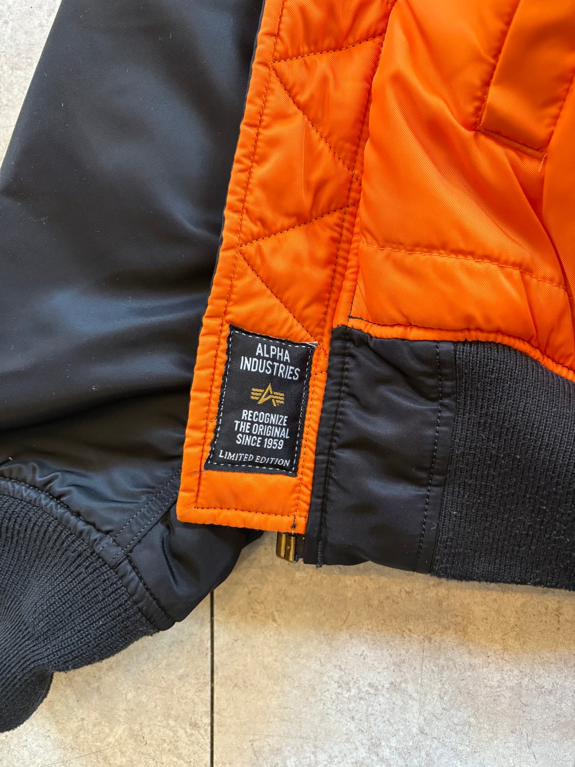 Alpha industries 알파 인더스트리 ma-1 양면 항공점퍼 상품이미지10