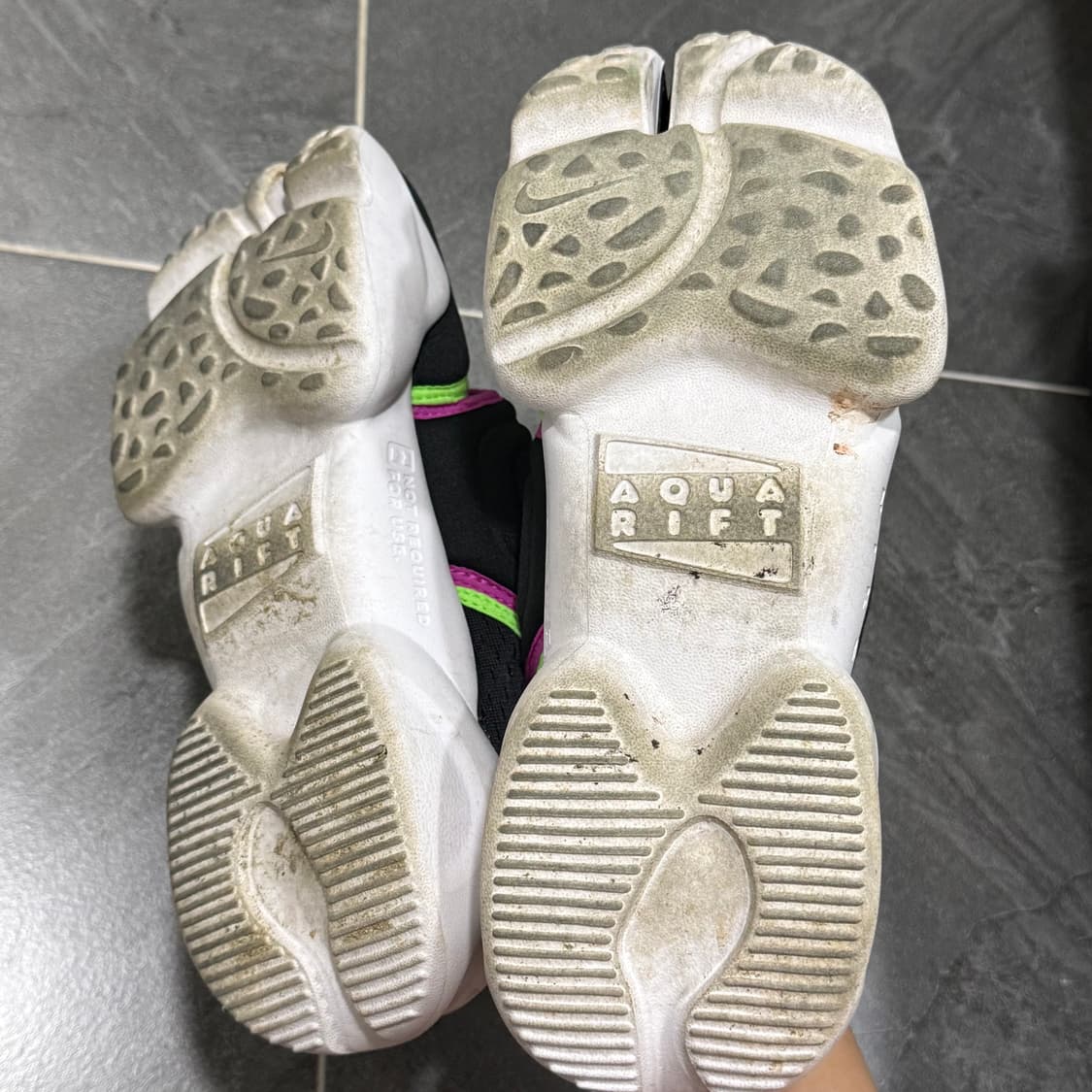 나이키 아쿠아리프트 상품이미지4