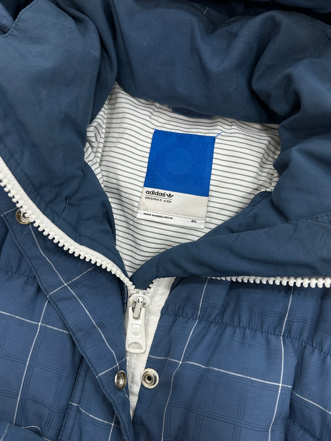 아디다스 체크 패딩 블루 상품이미지3