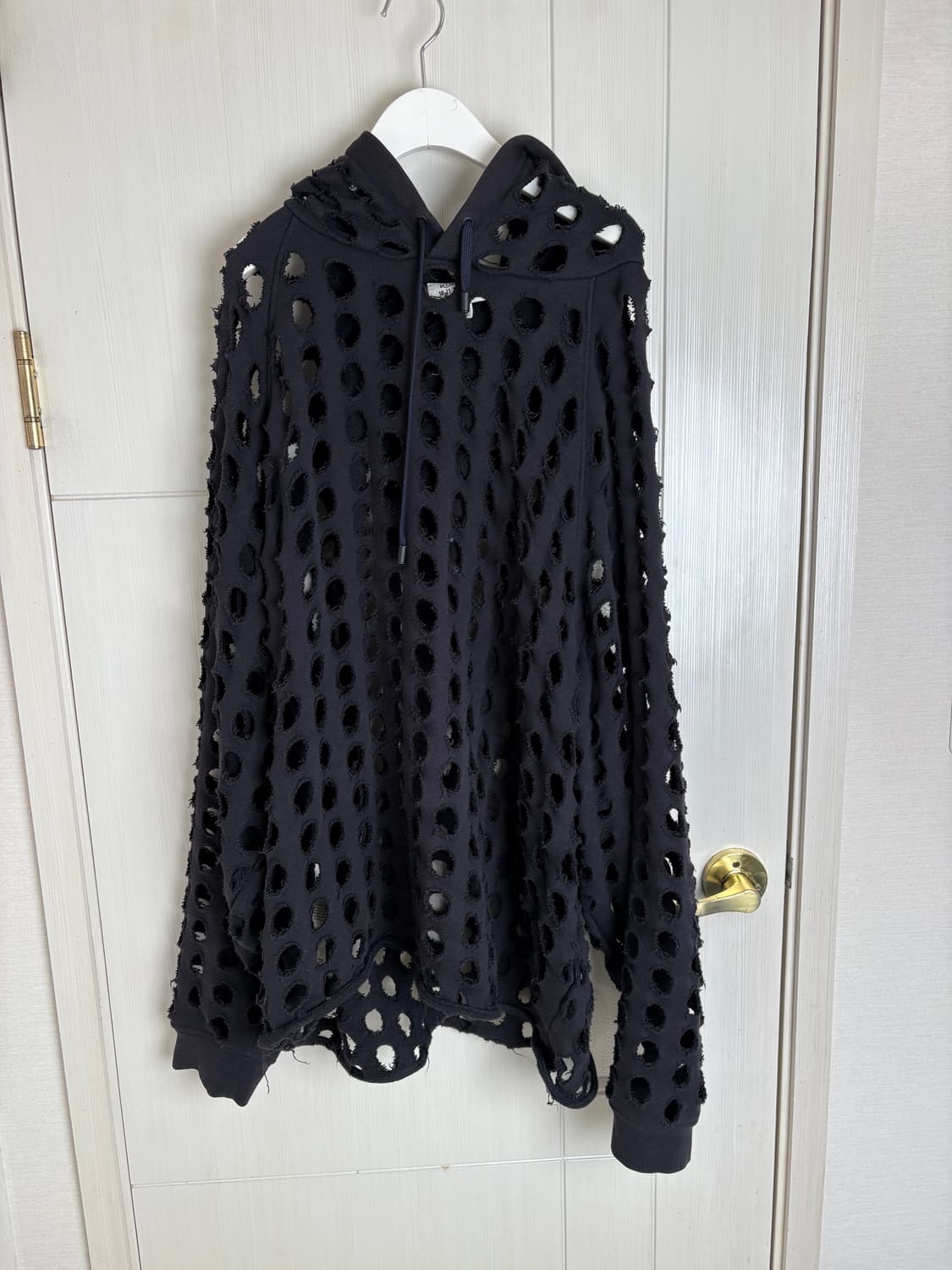 마르지엘라 펀칭 후드티 상품이미지1