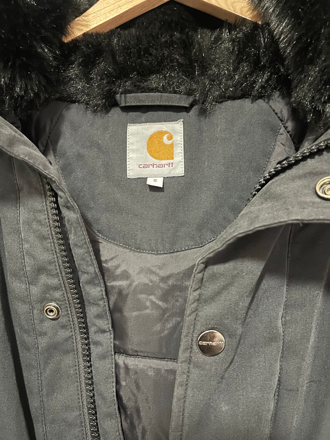 칼하트 트래퍼 파카 블랙 S 상품이미지6