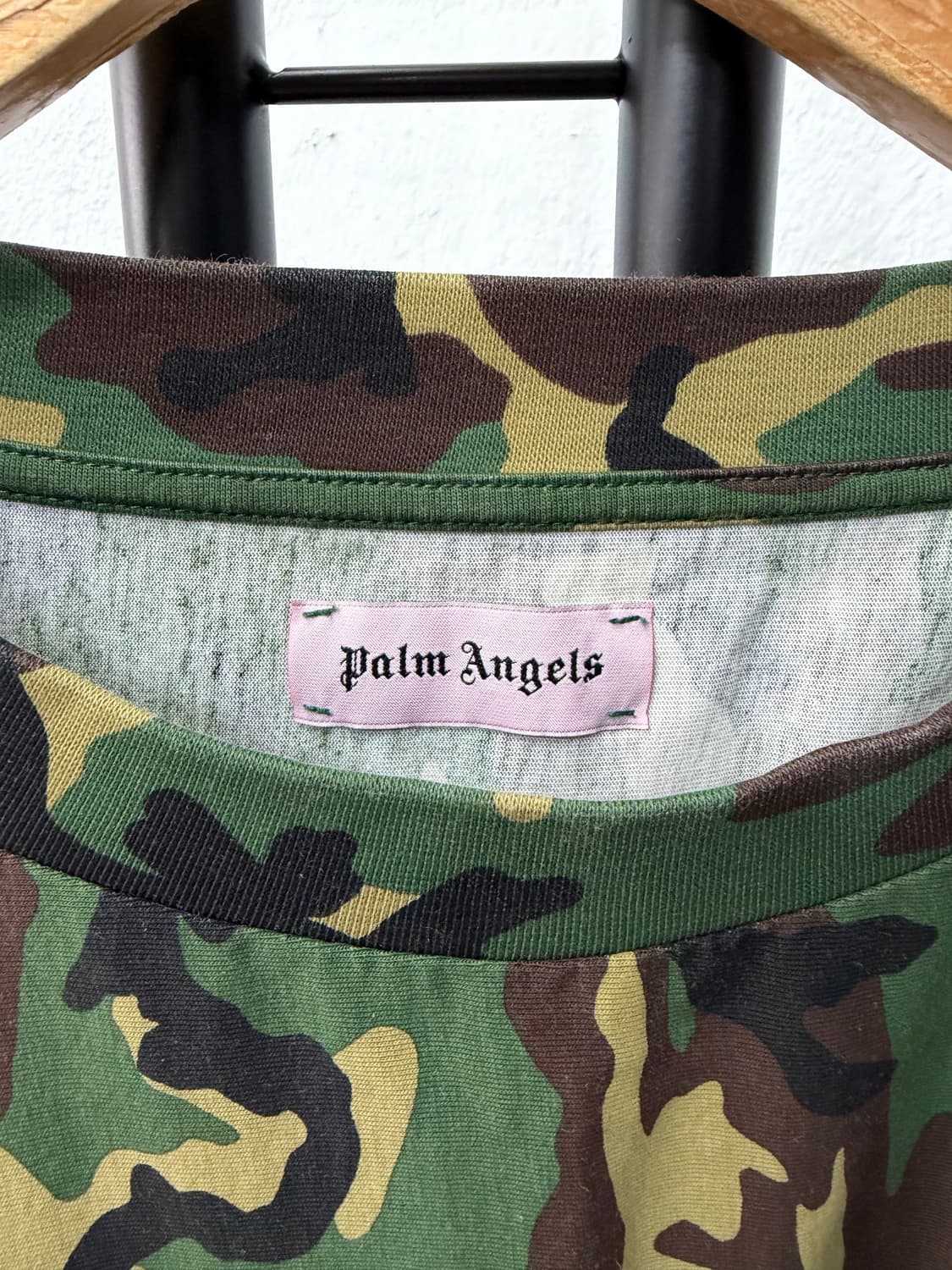 매장판정품) 팜엔젤스 카모 백로고 오버핏 긴팔 티셔츠 3 상품이미지6