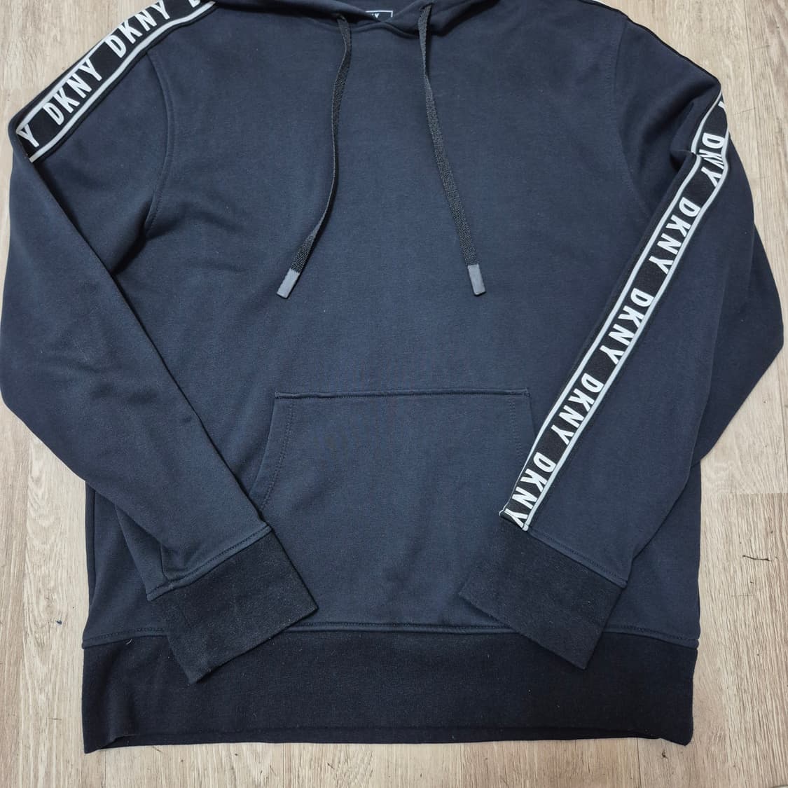 DKNY 도나카란 뉴욕 사이드라인 후드티 상품이미지3