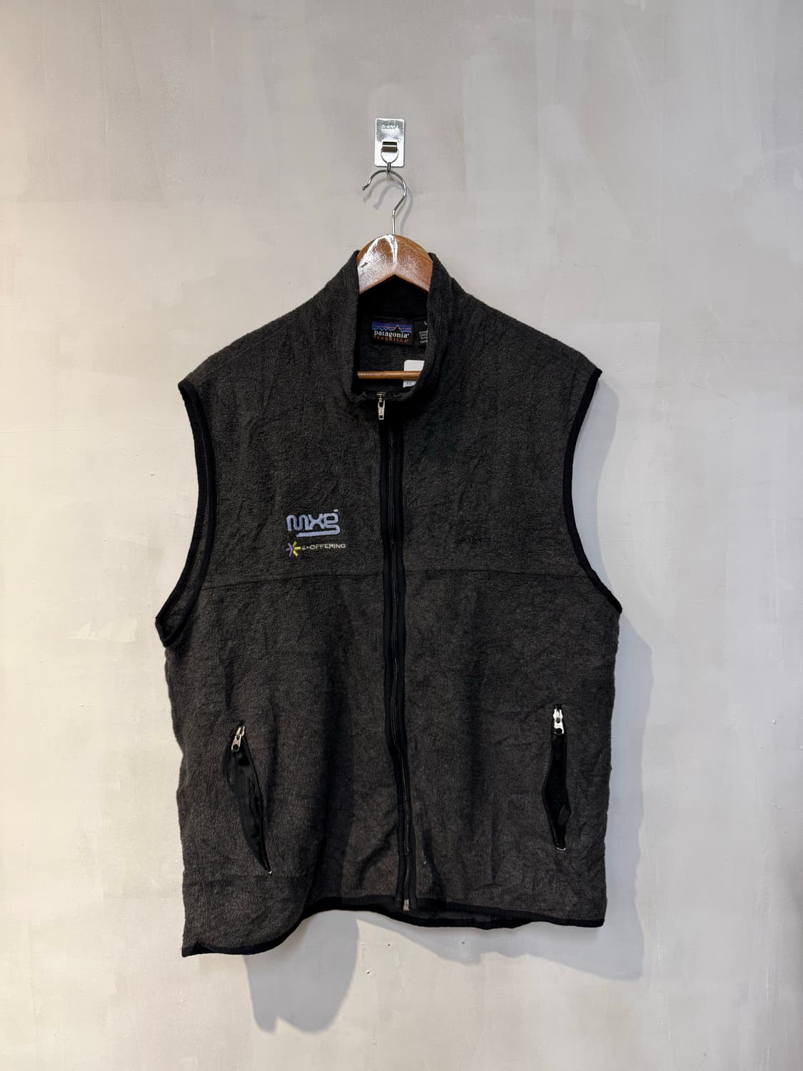 파타고니아 신칠라 블랙 플리스 조끼 상품이미지1