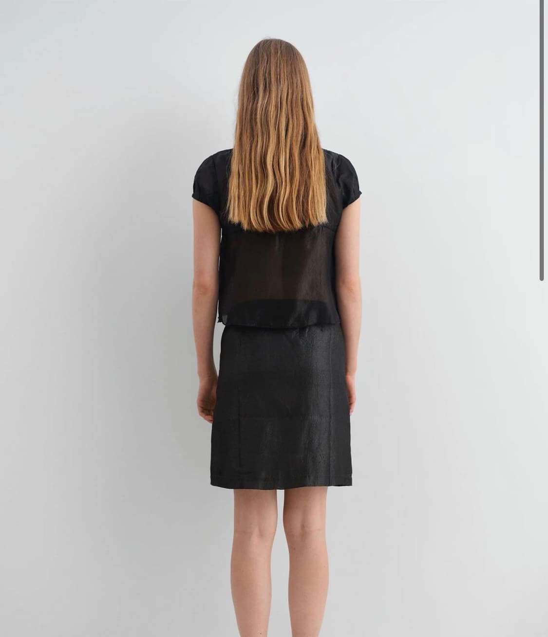 기마구아스 스퀘어 네크라인 실크 탑 - M, 블랙 상품이미지3