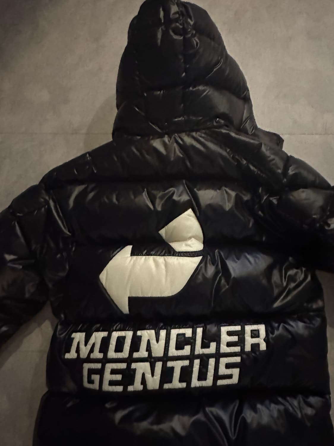 몽클레어 아스핀 파리 패딩 상품이미지3