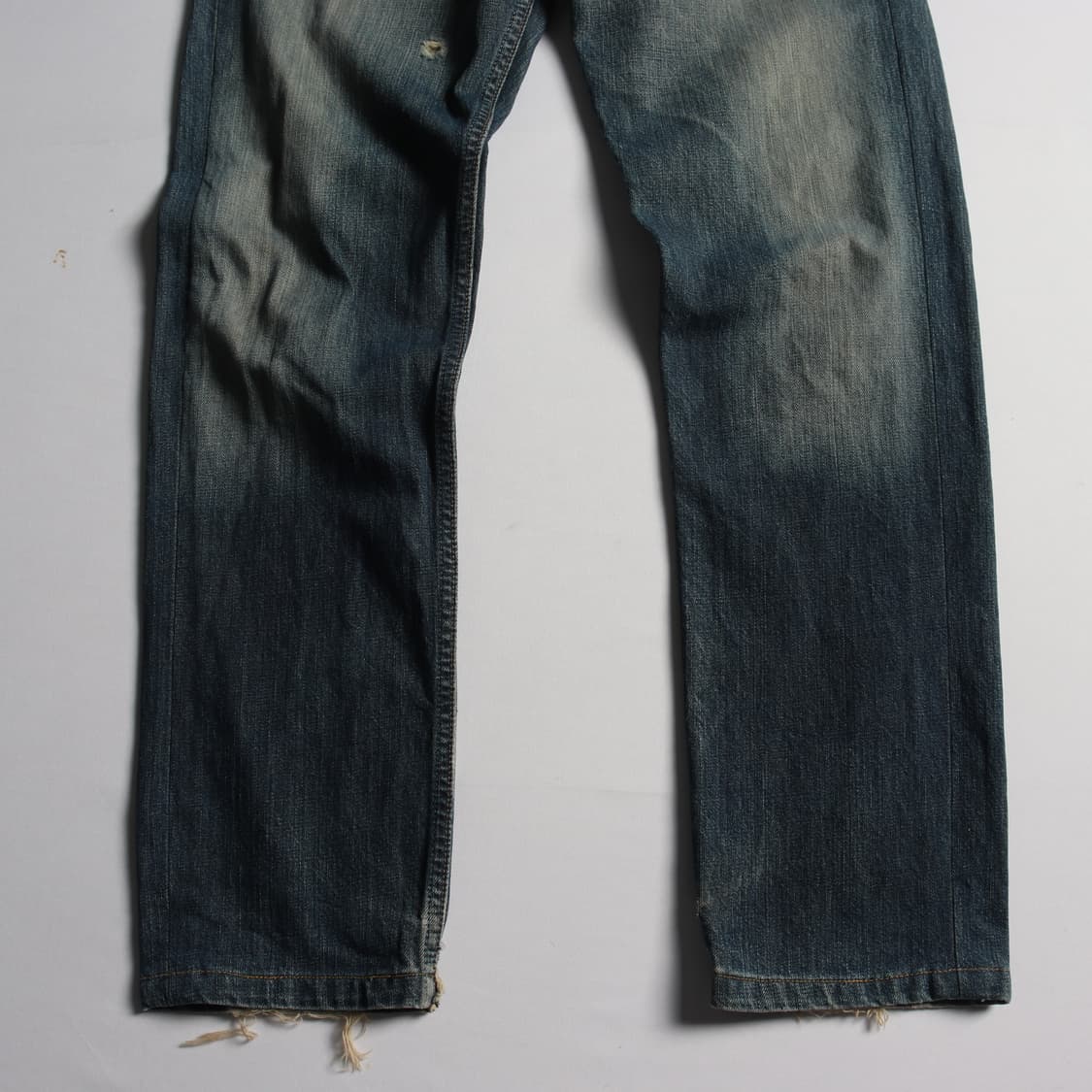00's 리바이스 501 워싱 데미지 데님 팬츠 상품이미지3