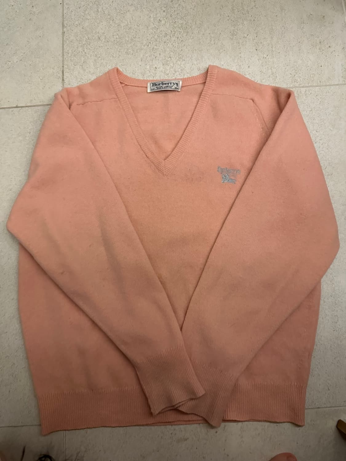 버버리 브이넥니트 핑크 상품이미지7