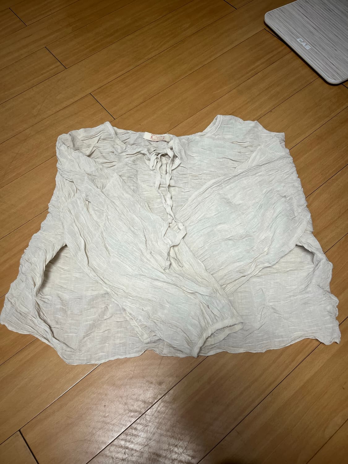 온무드 블라우스 상품이미지1