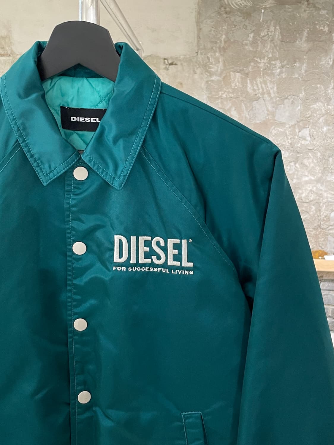 디젤 2019 터쿼즈 로고 나일론 코치 자켓 상품이미지3