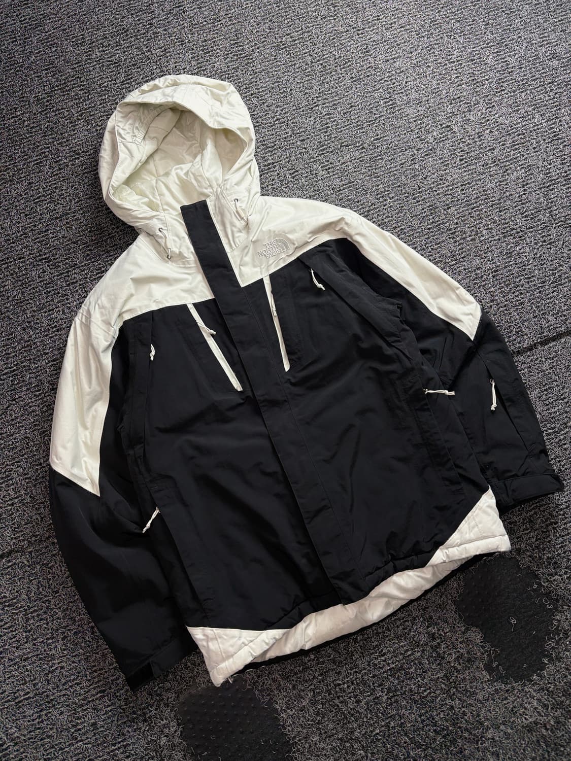 노스페이스 하이벤트 인슐레이션 배색 테크웨어 자켓 3949 상품이미지1