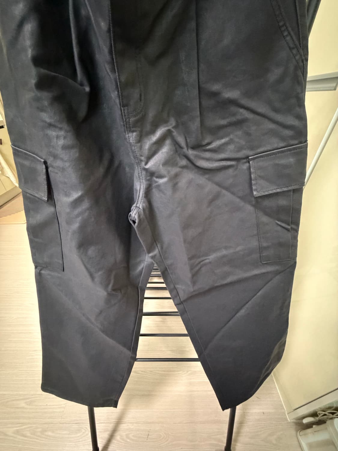 페이크레더 카고 와이드 팬츠 상품이미지3