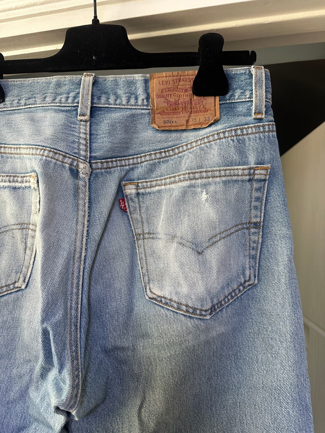 [35x33] 90s 리바이스 501xx 연청 데님 팬츠 상품이미지4