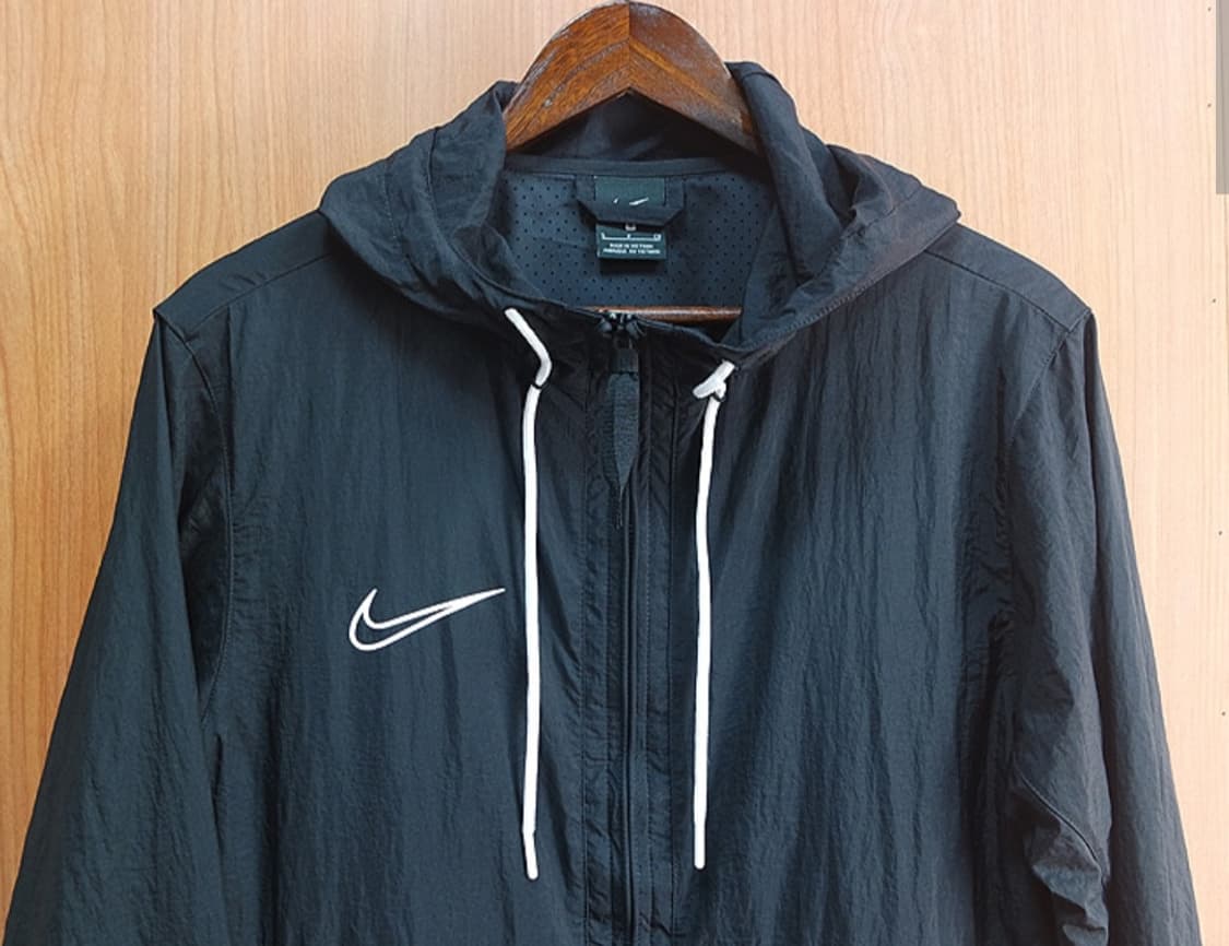 나이키 후드 바람막이 점퍼 상품이미지2