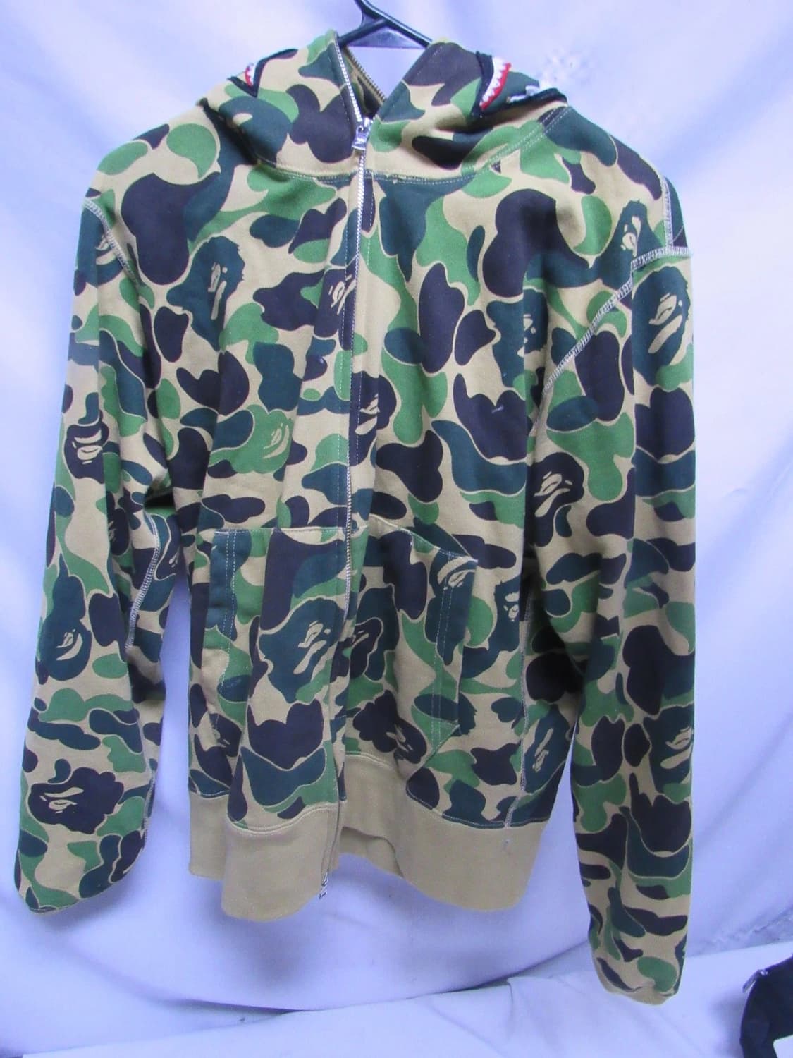 베이프 1st 카모 샤크 후드집업 녹계 상품이미지1