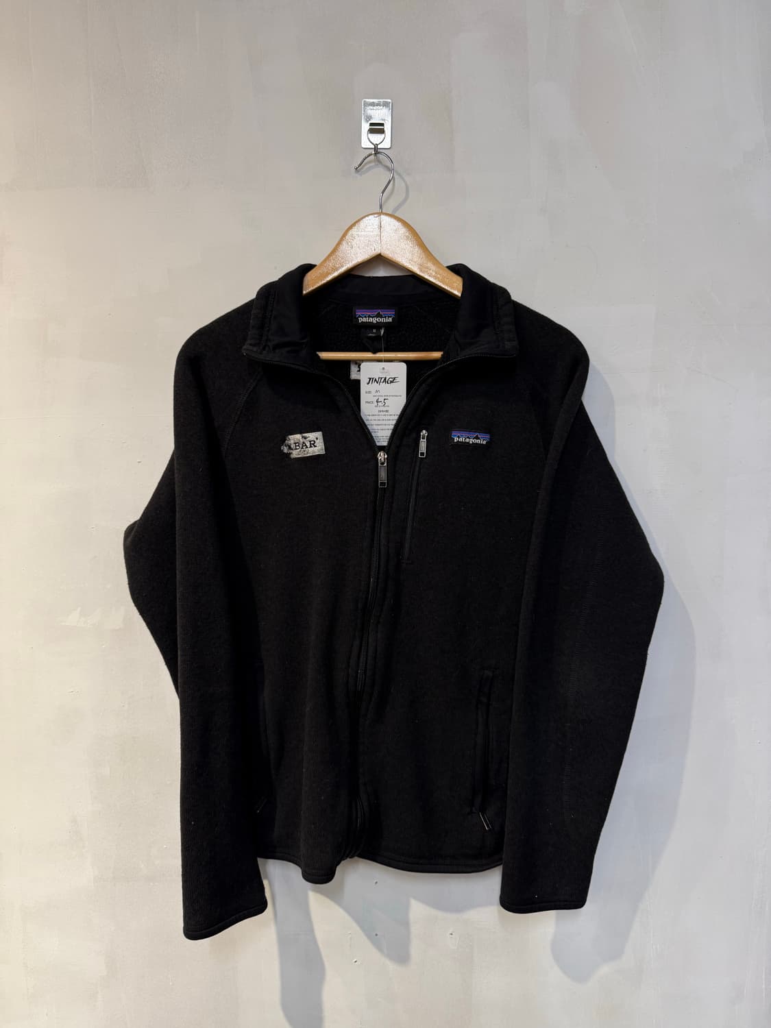 파타고니아 블랙 플리스 집업 상품이미지1
