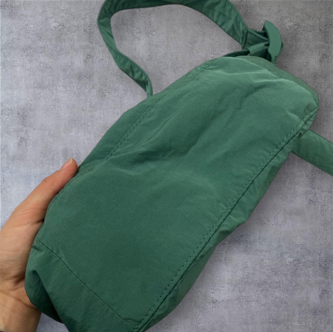 코스 Cos 다크그린 나일론 크로스바디 새들백 상품이미지6