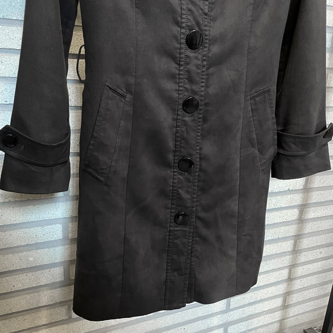 JPN VINTAGE 라운드넥 롱 코트 스웨이드 텍스쳐 견장 디테일 블랙 상품이미지5