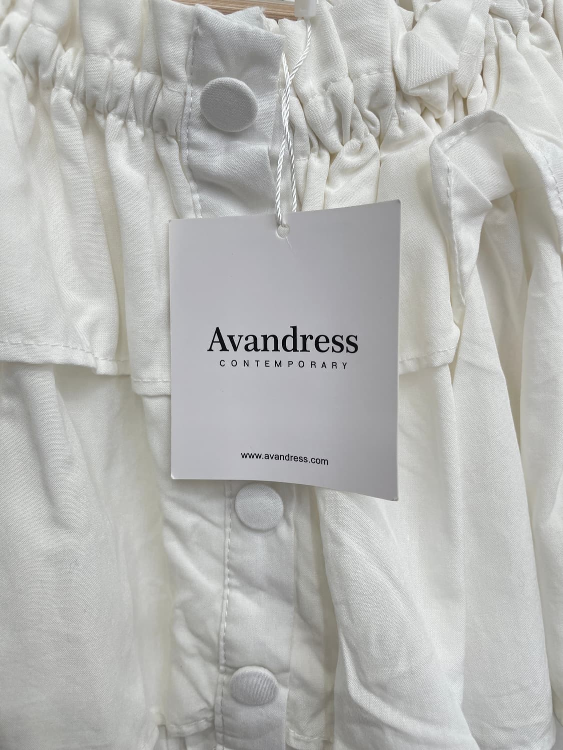 아반드레스 프릴 크롭 오프숄더 블라우스 상품이미지6