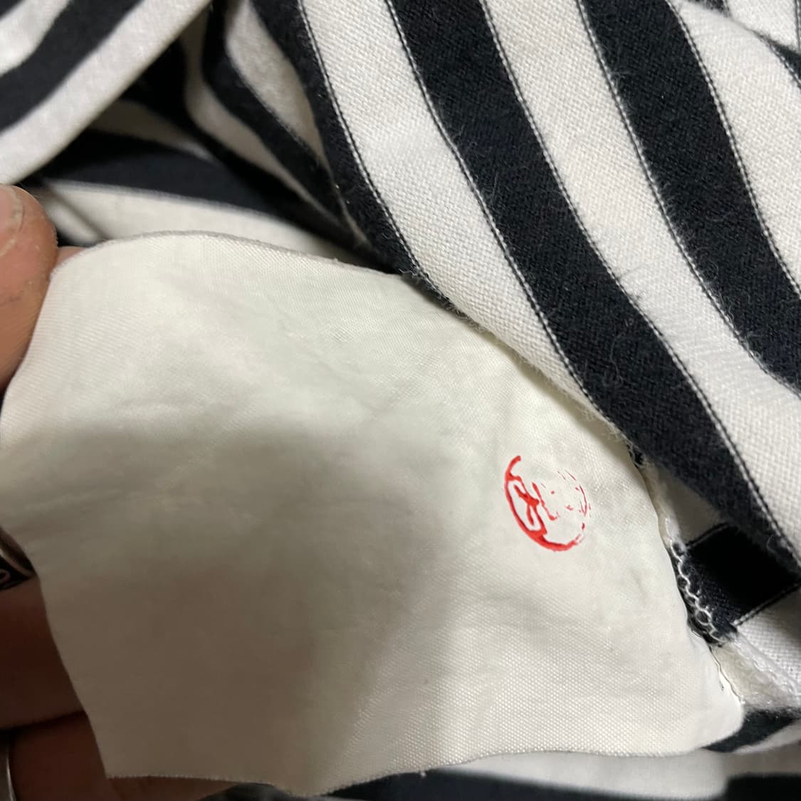 M 꼼데가르송 플레이 하트 와펜 스트라이프 롱슬리브 상품이미지5