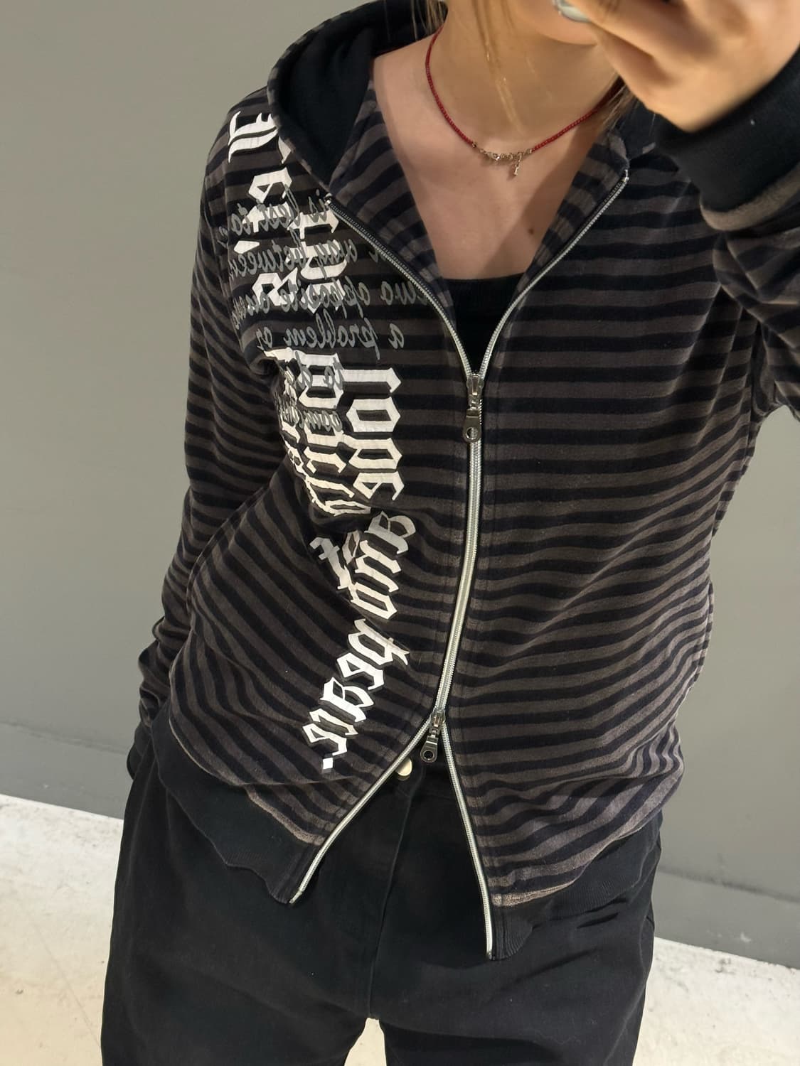 stripe pattern lettering hood zip-up 상품이미지3