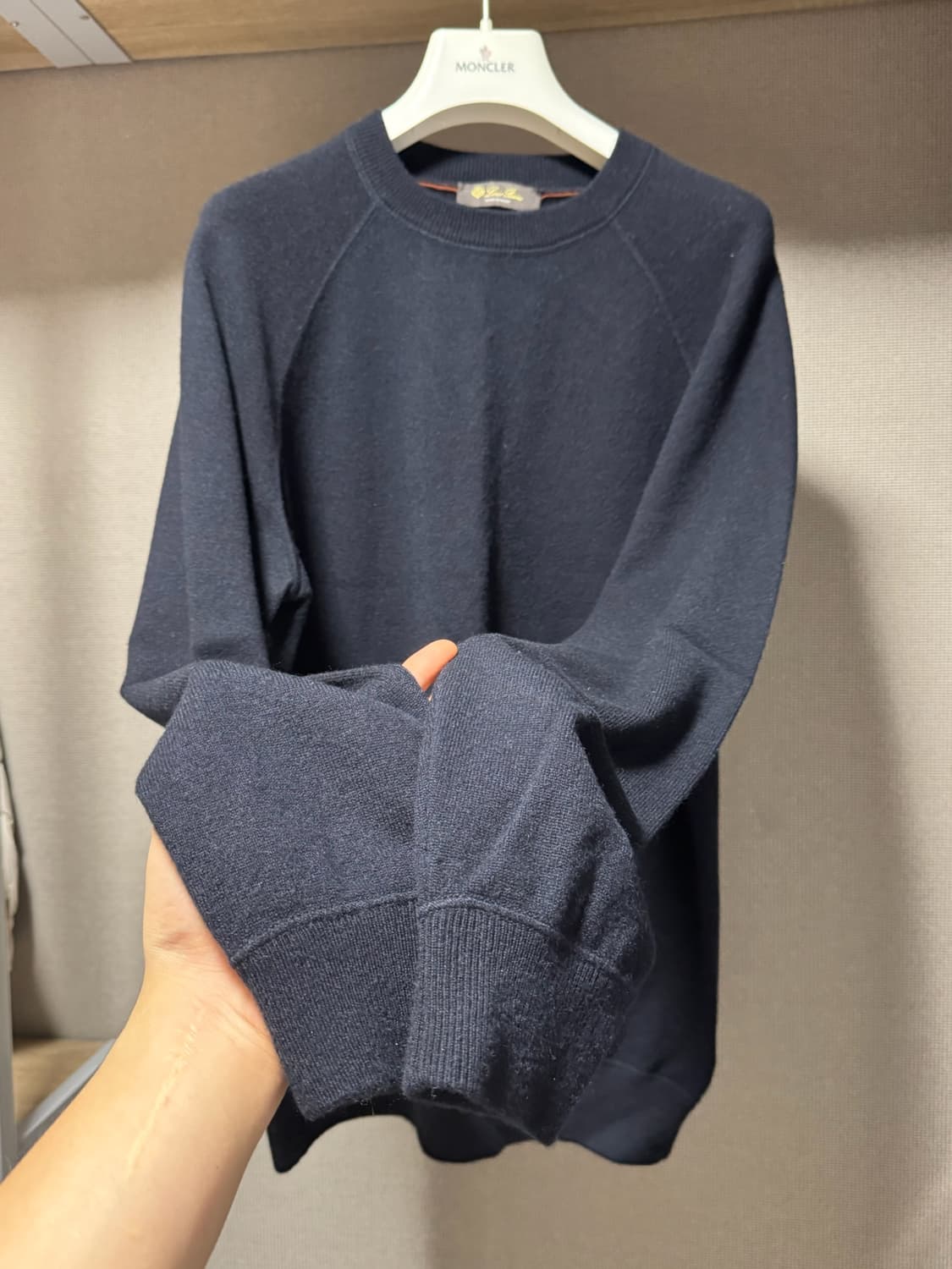 로로피아나 캐시미어 니트 네이비 48 (100) 상품이미지3