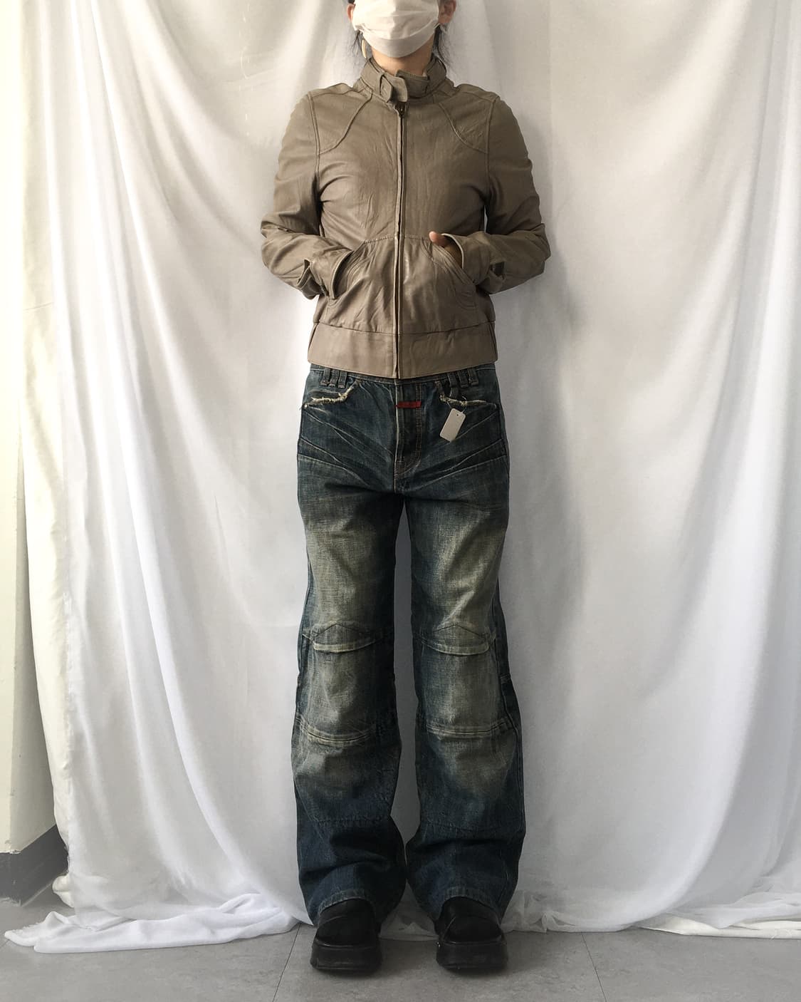 Belted light gray leather jacket 상품이미지5