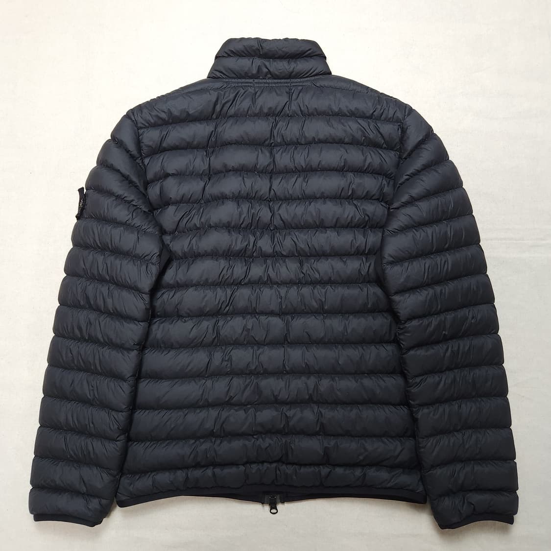 [95] 스톤아일랜드 다크그레이 경량 패딩 상품이미지3