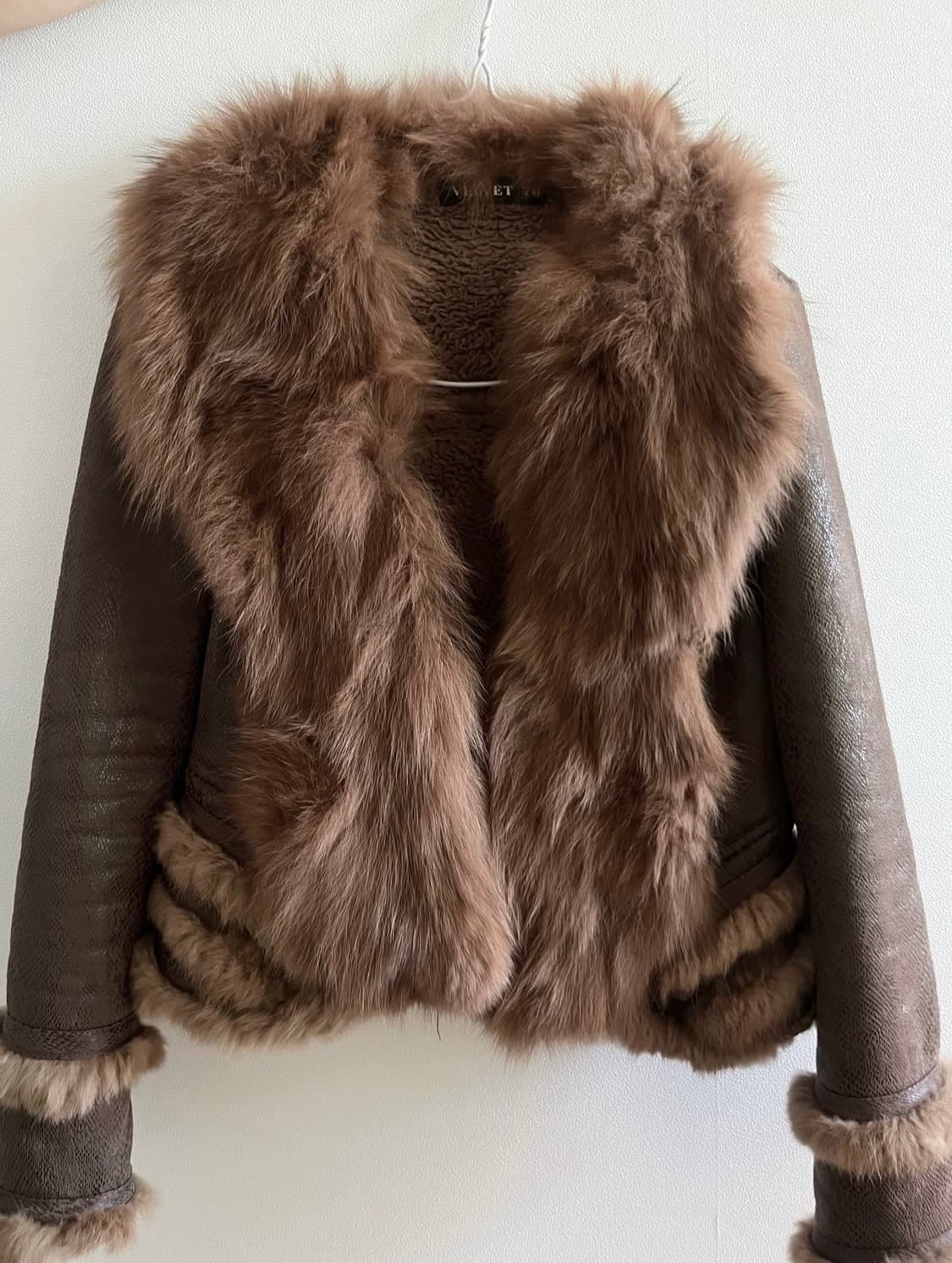 피조물 파우닝 빈티지 무스탕 상품이미지1