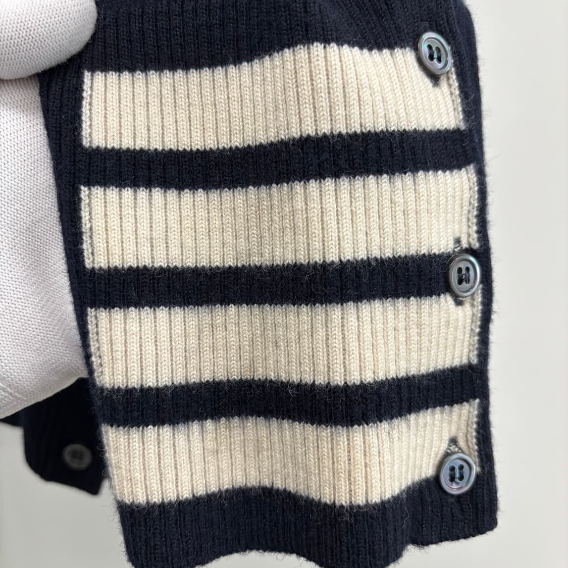 [5]톰브라운 사선완장 커프 가디건 상품이미지2