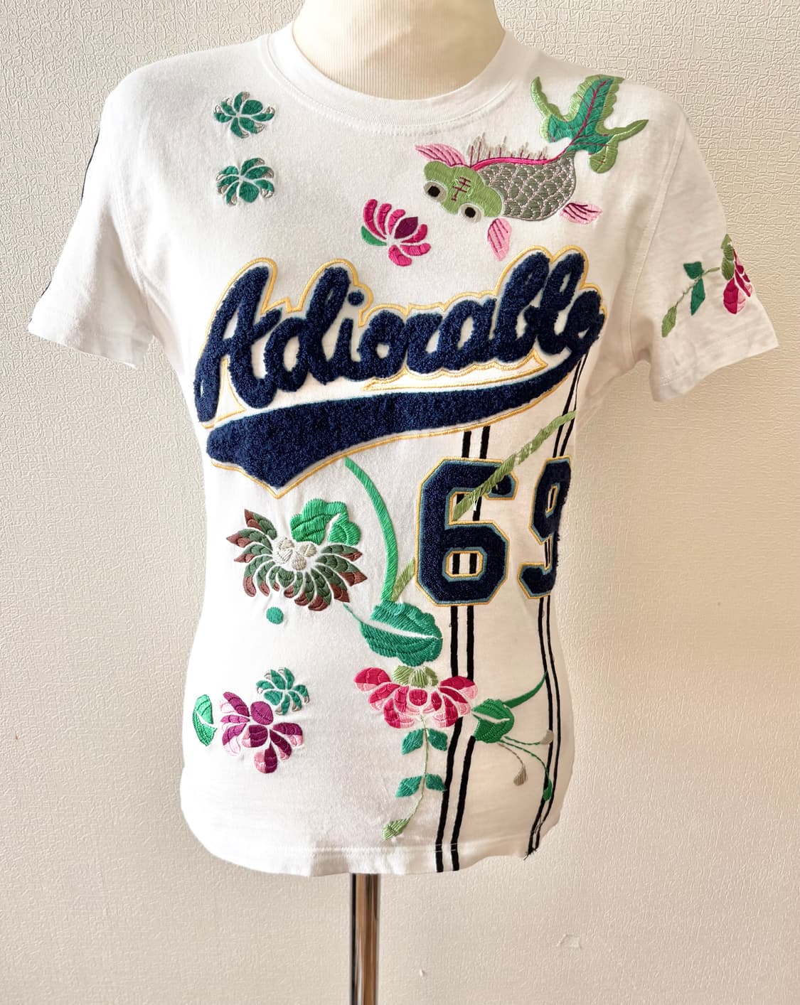 03FW 크리스찬 디올 존 갈리아노 Adiorable 69 자수 티셔츠 상품이미지9